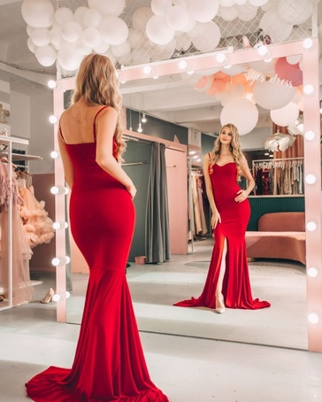 Платье в пол красного цвета, бандо с огромным шлейфом - Yes Dress